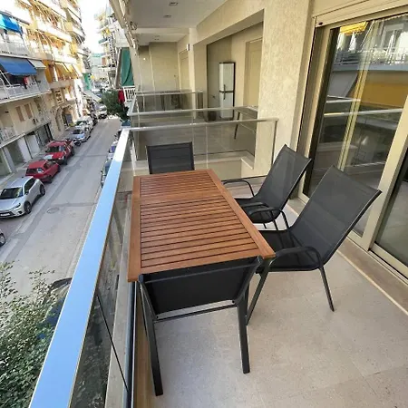 アパート Poseidonos, Two Bedrooms, Damaskinou ルートラキ